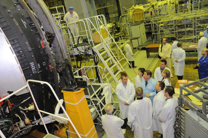 Занятия космонавтов на многоцелевом лабораторном модуле_02