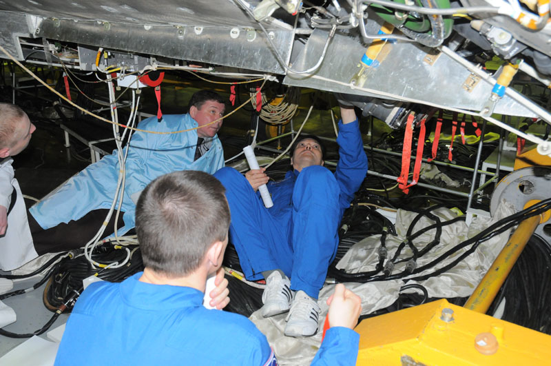 Занятия космонавтов на многоцелевом лабораторном модуле_12