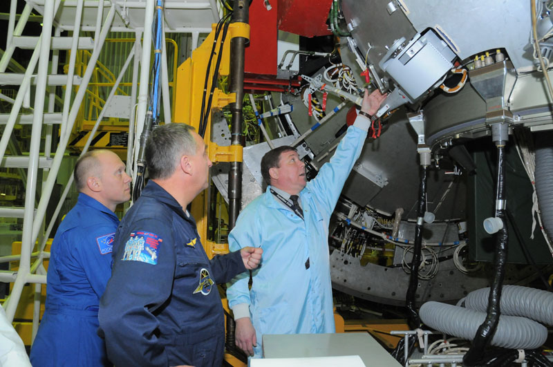 Занятия космонавтов на многоцелевом лабораторном модуле_20