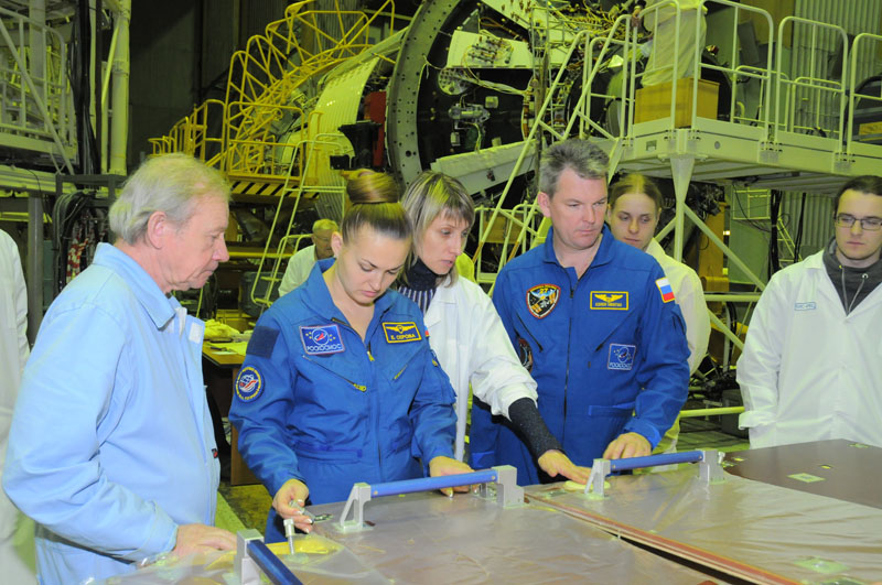 Занятия космонавтов на многоцелевом лабораторном модуле_25