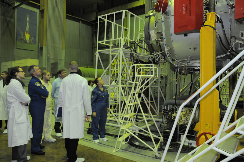 Занятия космонавтов на многоцелевом лабораторном модуле_27
